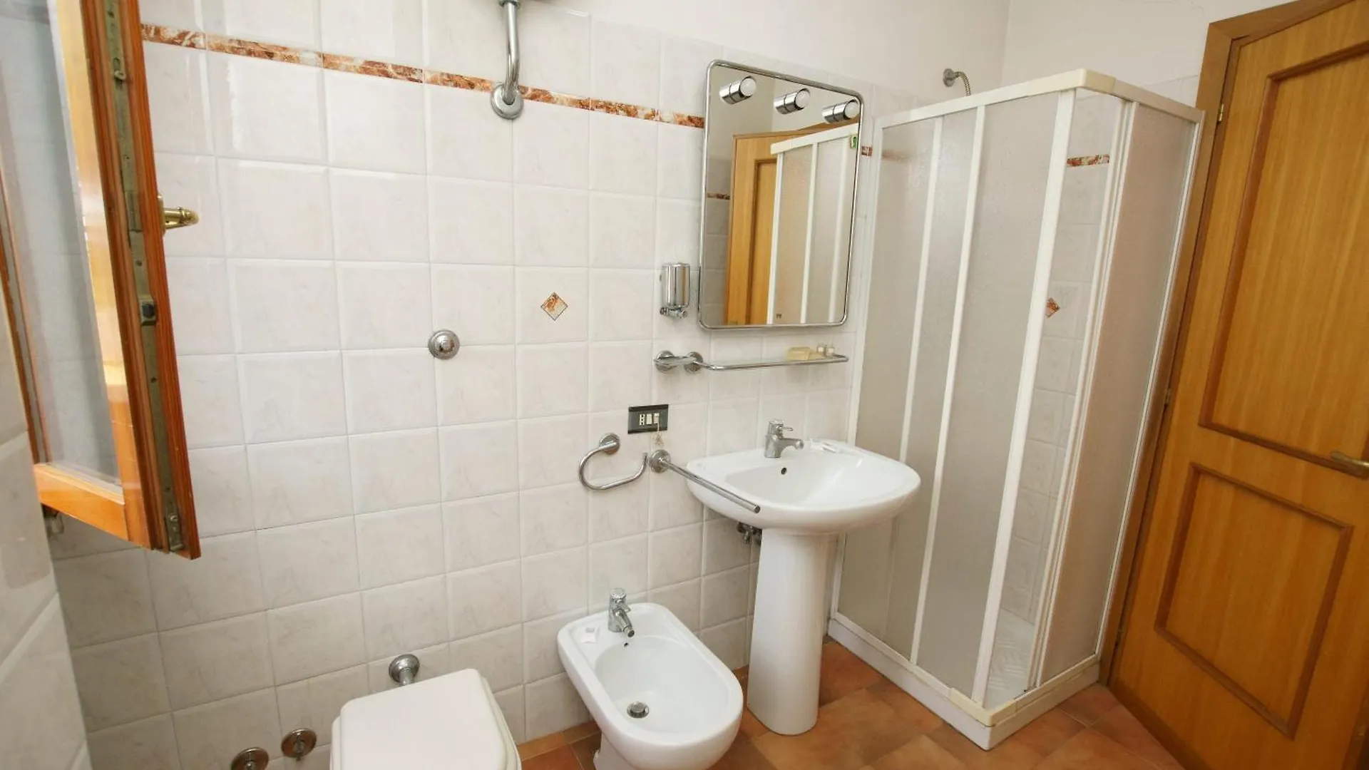 Villa Due Leoni - Casa Per Turismo Cattolico Roma Hotel